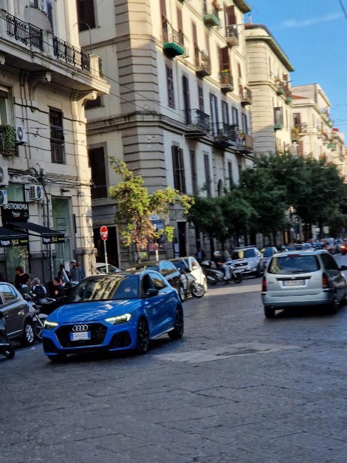 Non Pensarci * Naples